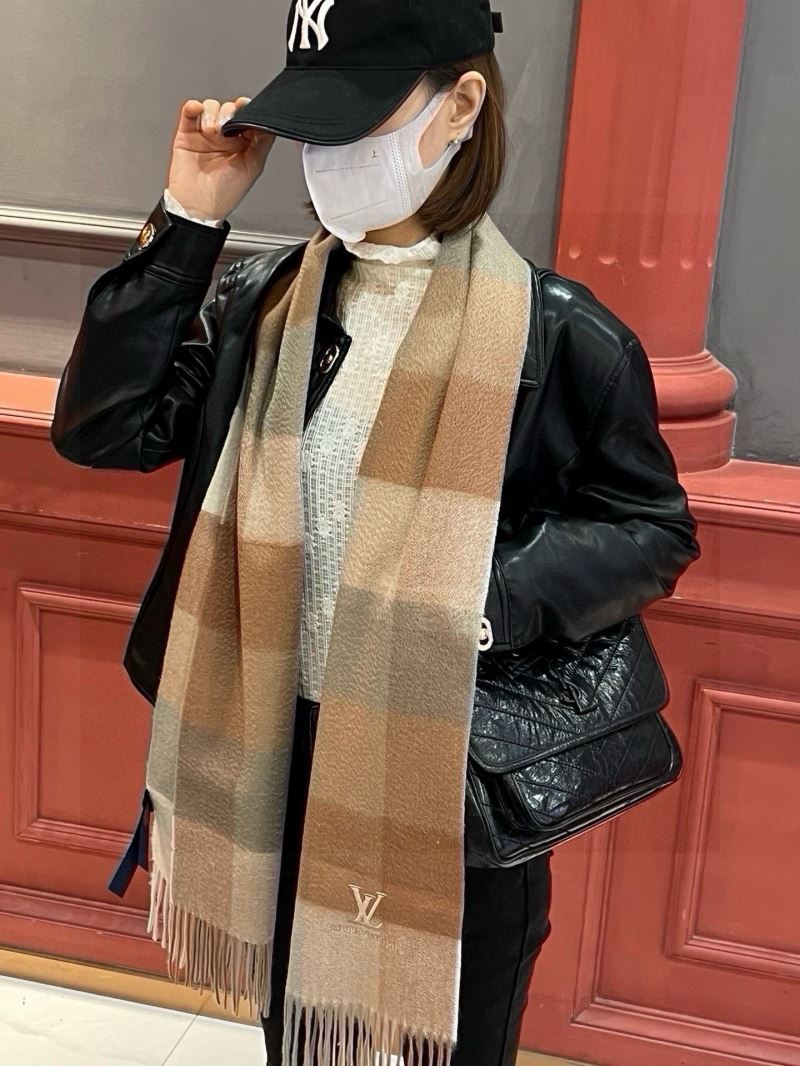 Louis Vuitton Scarf